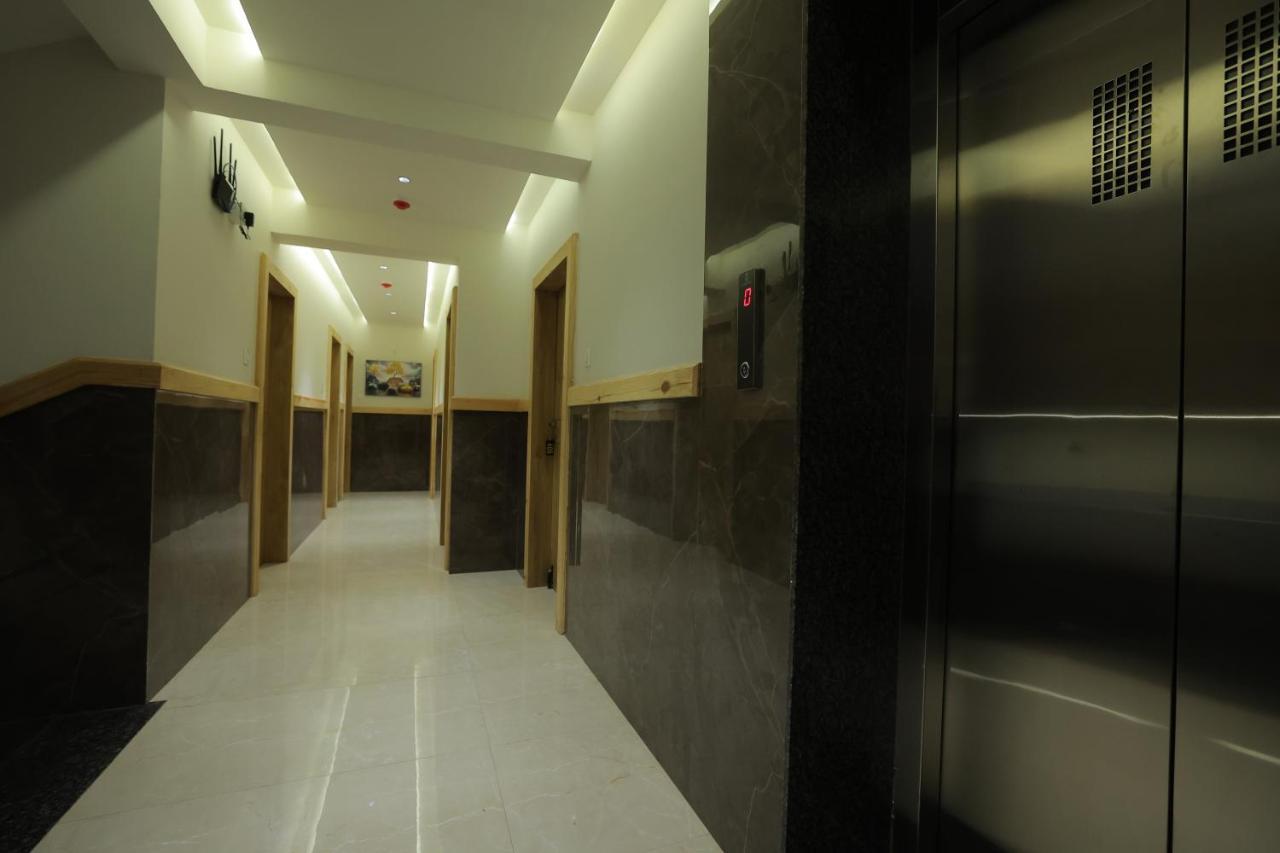 ראג'קוט Hotel Shayan Inn מראה חיצוני תמונה