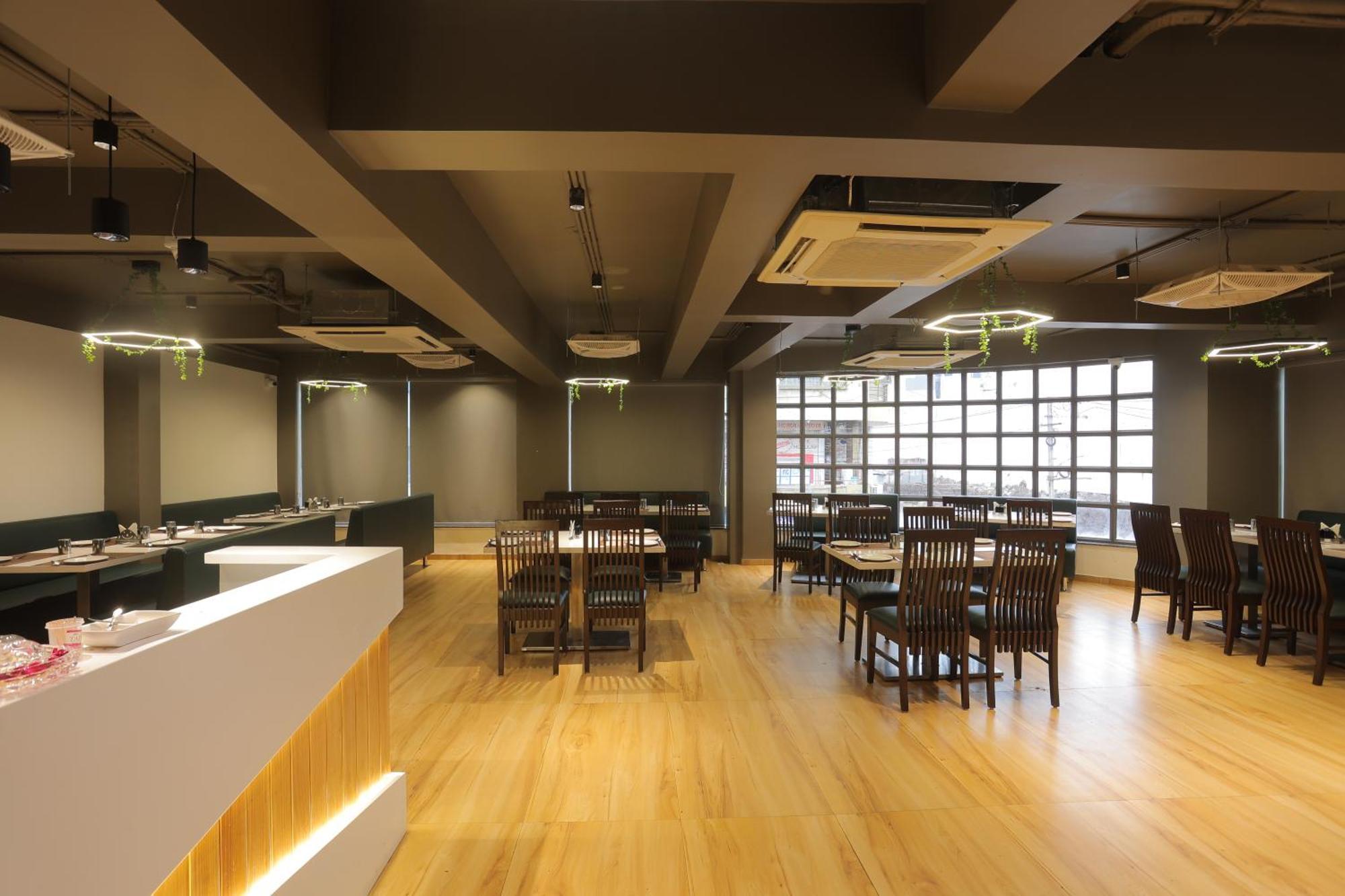 ראג'קוט Hotel Shayan Inn מראה חיצוני תמונה