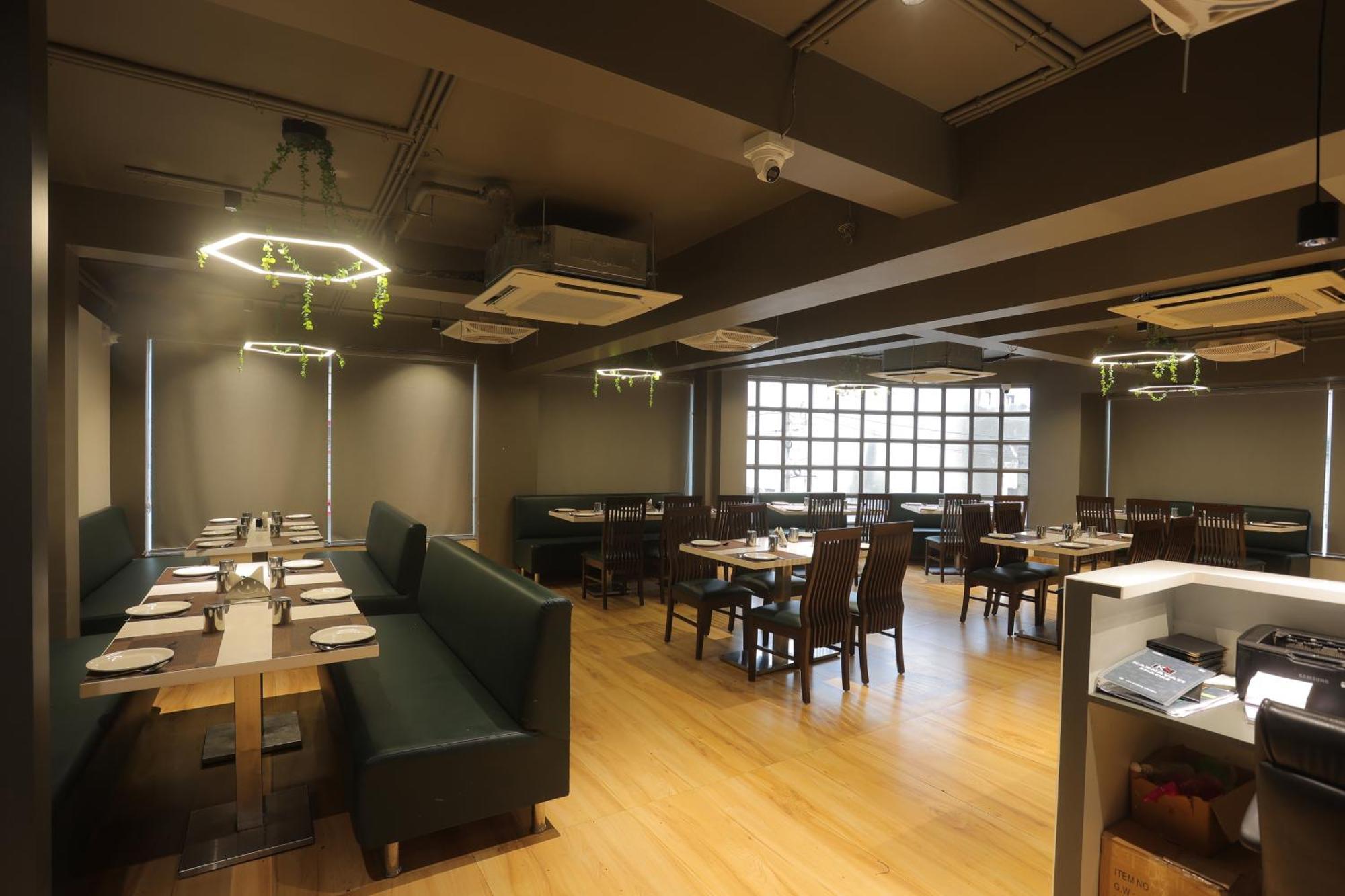 ראג'קוט Hotel Shayan Inn מראה חיצוני תמונה